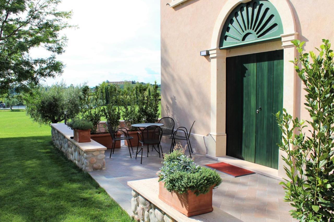 Borgo Romantico Relais Cavaion Veronese Esterno foto